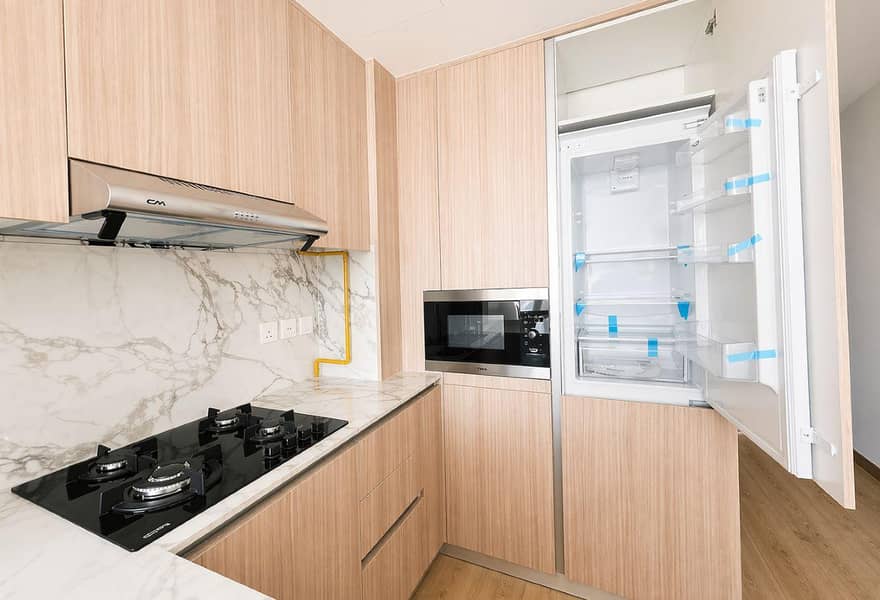 Well Maintained | Spacious | Premium Quality - Image 9