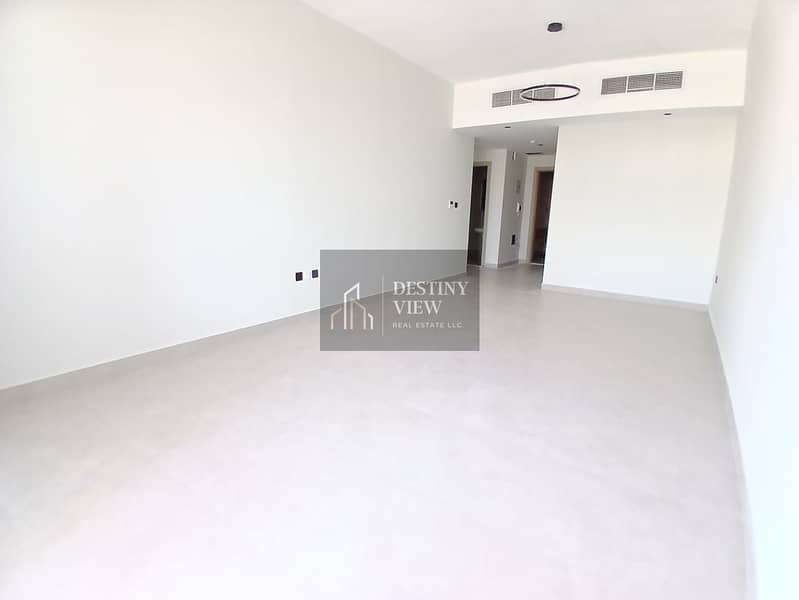 3 4397. jpg