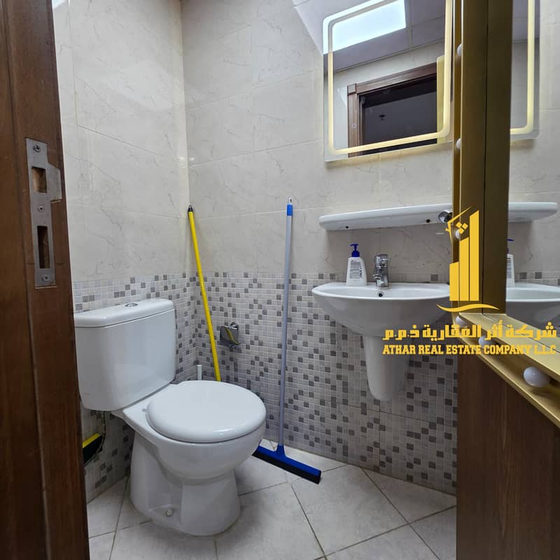 23 dd41907f-dc15-4760-ae71-58e5c7b84738. jpg