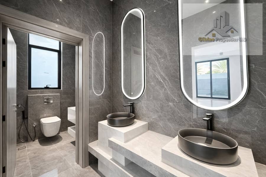 5 Clean shiny bathroom. jpg