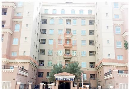 EXCLUSIVE! LARGE 3 B/R EN-SUITES FOR SALE EXCLUSIVE! LARGE 3 B/R EN-SUITES FOR SALE