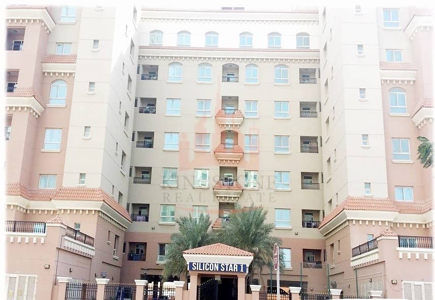 EXCLUSIVE! LARGE 3 B/R EN-SUITES FOR SALE EXCLUSIVE! LARGE 3 B/R EN-SUITES FOR SALE