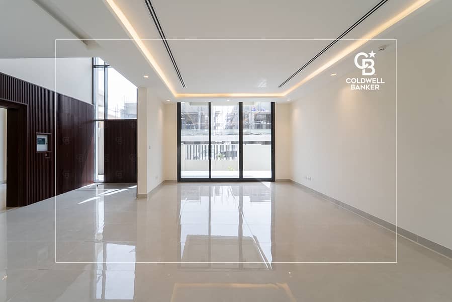 Vacant | Landscaped | Spacious Layout Vacant | Landscaped | Spacious Layout