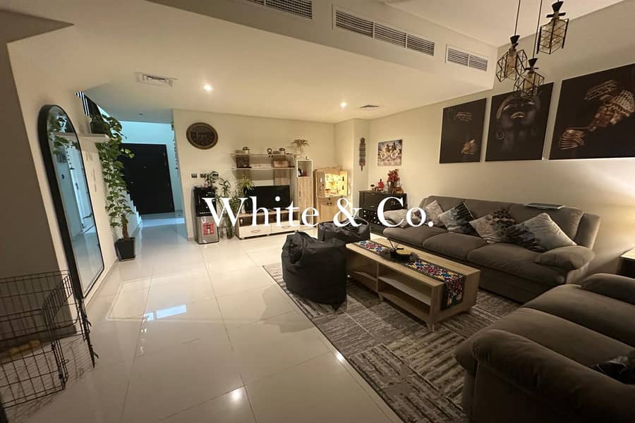 Unfurnished | Huge layout | Vacant 1 July Unfurnished | Huge layout | Vacant 1 July