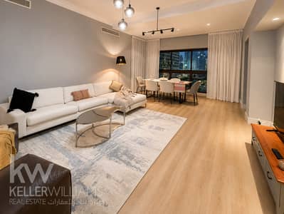 2 Bedroom Flat for Sale in Palm Jumeirah, Dubai - Upgraded | Furnished | Maid's Room