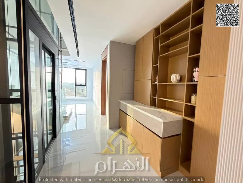 9 821451943-1066x800. webp