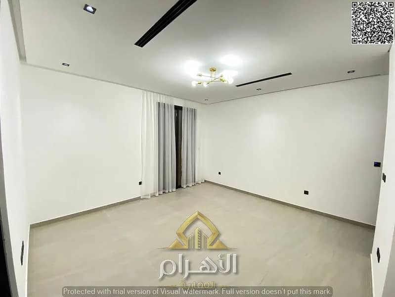 17 839537615-1066x800. webp
