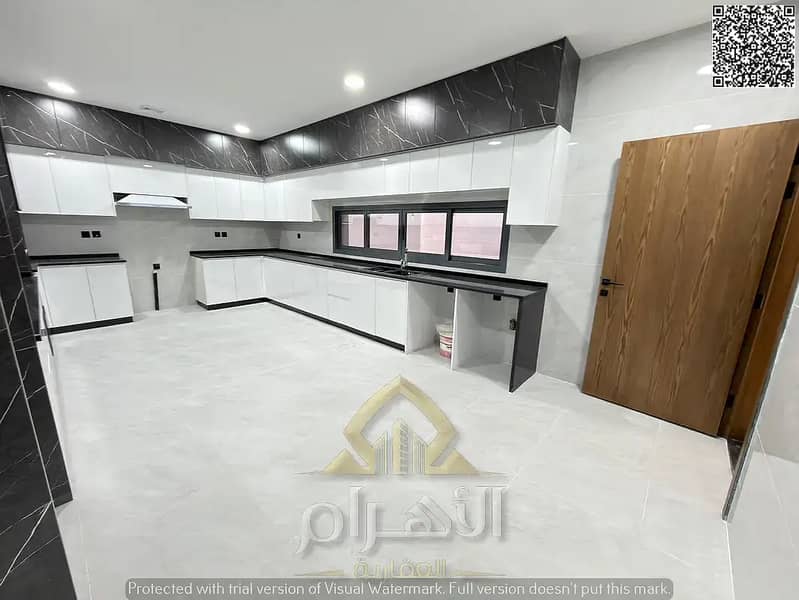 6 840810277-1066x800. webp