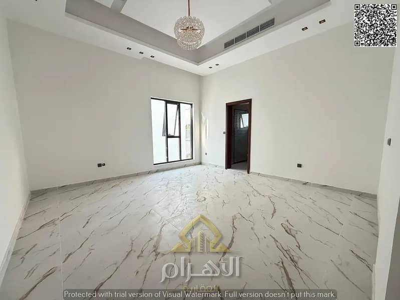 17 836536114-1066x800. webp