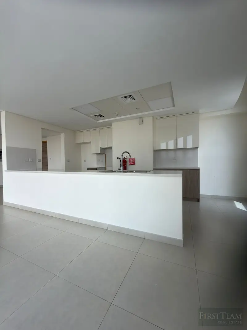 (PRICE NEGOTIABLE) High ROI l | Huge Layout | Prime Location