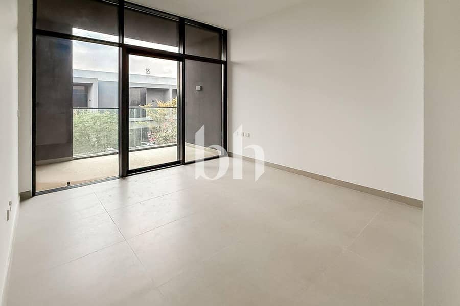 11 images image img