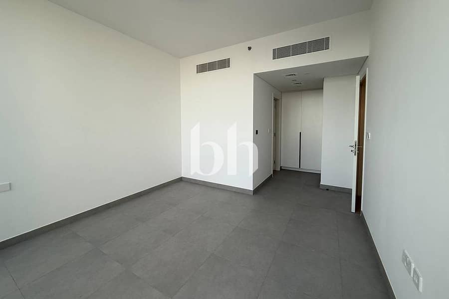 2 images image img