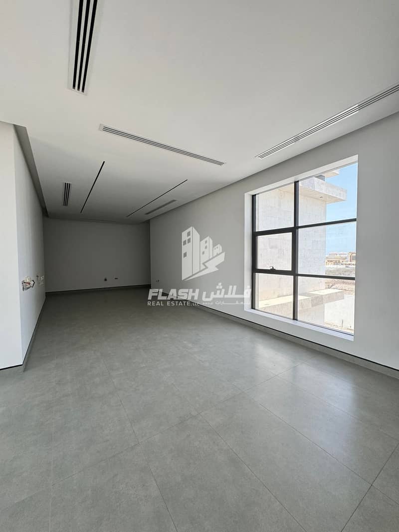 3 0a16c029-af48-422f-aee7-e4a14558ef84. jpg