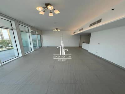 2 Bedroom Flat for Sale in Bur Dubai, Dubai - Spacious 2BHK | Near Metro | Amazing View