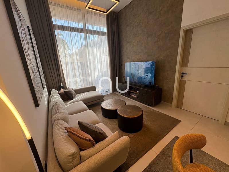 Exquisitely Furnished 1 bed + study in Park Lane - Image 6