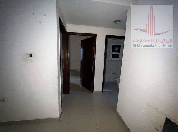 4 WhatsApp Image 2025-08-20 at 09.46. 41_65656885. jpg