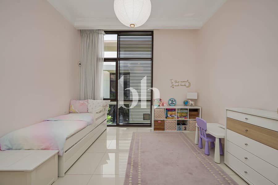 8 images image img