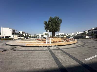 4 Bedroom Townhouse for Sale in DAMAC Hills, Dubai - Full Golf View | Brand New | Genuine Resale 4 Beds