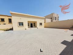 فیلا في الرفاع 4 غرف 95000 درهم - 15333365