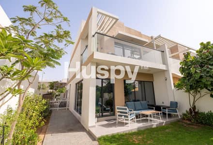 4 Bedroom Townhouse for Rent in DAMAC Hills, Dubai - Maids Room | Move in July | End Unit 4 Bedroom Townhouse for Rent in DAMAC Hills, Dubai - Maids Room | Move in July | End Unit