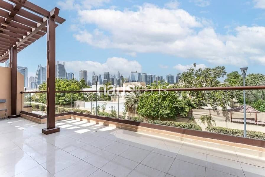 Skyline View | New Listing | VOT Skyline View | New Listing | VOT