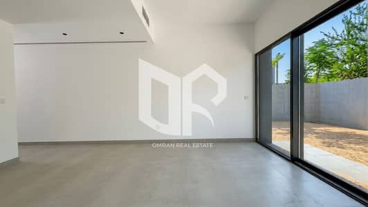 2 Bedroom Townhouse for Sale in Al Menhaz, Sharjah - Gemini_Generated_Image_snpiiysnpiiysnpi-ezremove. png