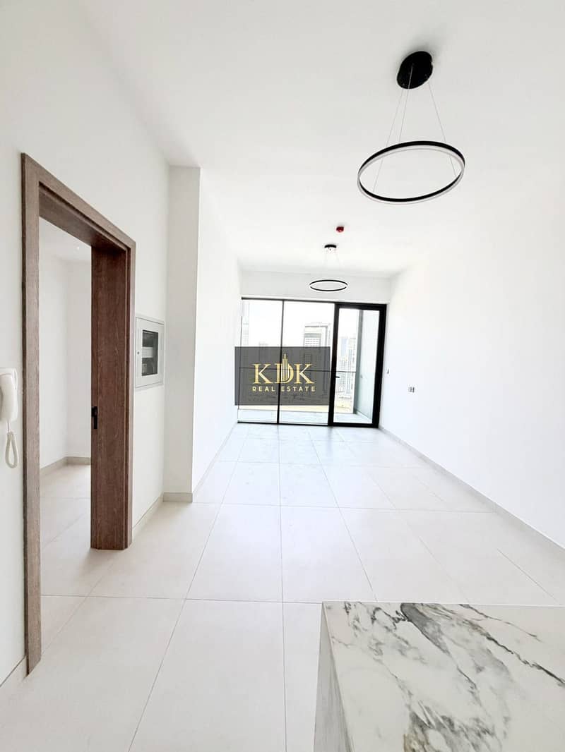 Bright 1 BHK | Canal Facing | Prime Address - Image 3