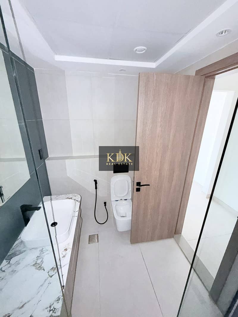 Bright 1 BHK | Canal Facing | Prime Address - Image 8