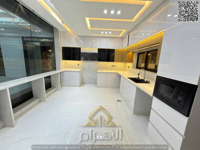 8 WhatsApp Image 2026-04-07 at 04.03. 25 (1). png