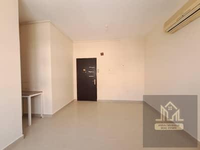 استوديو  للايجار في مويلح، الشارقة - WhatsApp Image 2026-06-01 at 12.58. 35. jpeg
