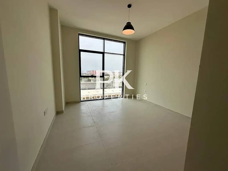 Bright and Spacious | 2BR+Maid | Close to Metro - Image 3