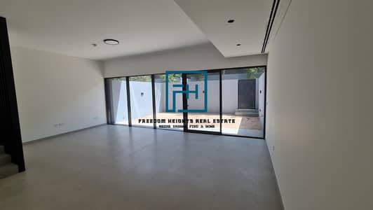 3 Bedroom Townhouse for Sale in Tilal City, Sharjah - WhatsApp Image 2026-04-30 at 3.54. 23 PM (1). jpeg 3 Bedroom Townhouse for Sale in Tilal City, Sharjah - WhatsApp Image 2026-04-30 at 3.54. 23 PM (1). jpeg