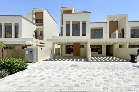4 Bedroom Townhouse for Rent in DAMAC Lagoons, Dubai - NEGOTIABLE | BRAND NEW | CONTEMPORARY LIVING 4 Bedroom Townhouse for Rent in DAMAC Lagoons, Dubai - NEGOTIABLE | BRAND NEW | CONTEMPORARY LIVING