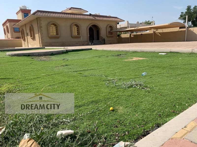 Villa for rent in Al-Hamidiya, spacious and tidy area.