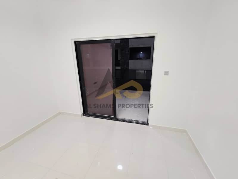 7 e4455d73-9bd7-4620-9284-4ec508de0332. jpg