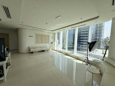 Office for Rent in Business Bay, Dubai - Spacious Office | Accessible and Fitted | Spacious