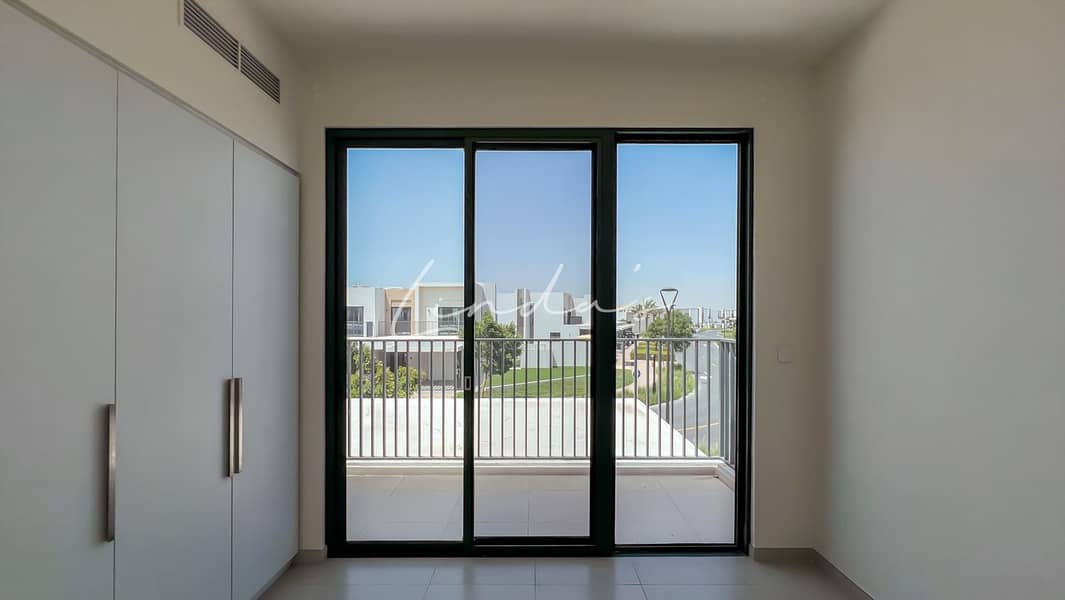 11 images image img