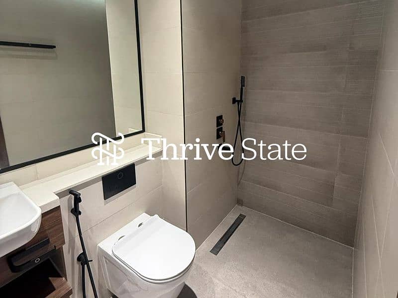 Ready to Move | Unfurnished | Easy Access - Image 7
