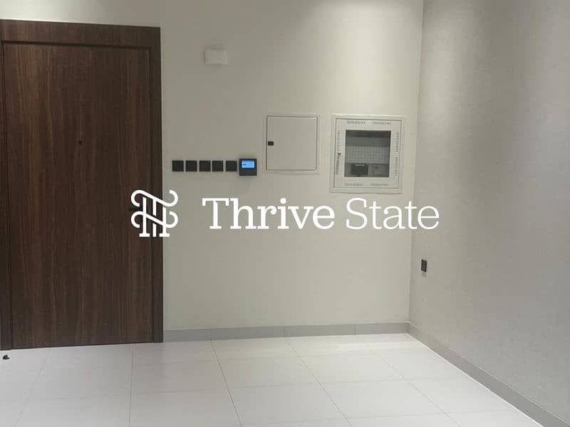 Ready to Move | Unfurnished | Easy Access - Image 8