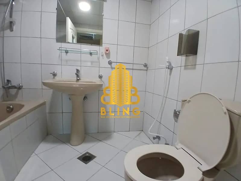 18 831661063-1066x800. webp