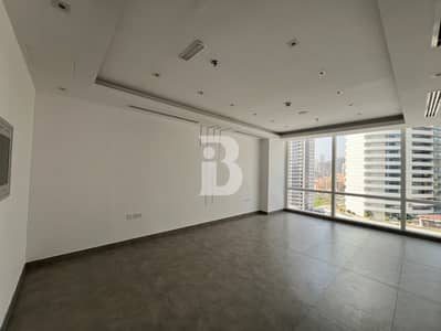 Office for Sale in Business Bay, Dubai - PREMIUM FIT-OUT / RARE DEAL/ VACANT NOW/ PRIE DROP DOWN