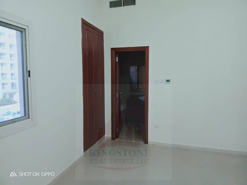 13 c7ea17ad-5cd5-4a06-afae-158d9d55052e. jpg