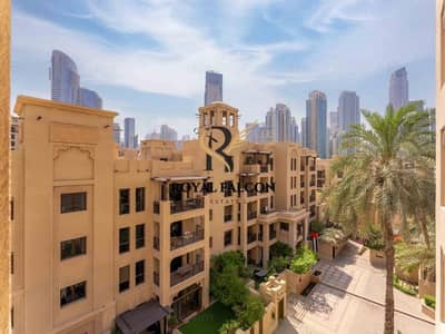 2 Bedroom Flat for Rent in Downtown Dubai, Dubai - Spacious Apartment | Chiller Free | Ready to Move