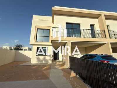 4 Bedroom Townhouse for Rent in Yas Island, Abu Dhabi - WhatsApp Image 2025-12-31 at 11.12. 59 AM (2). jpeg