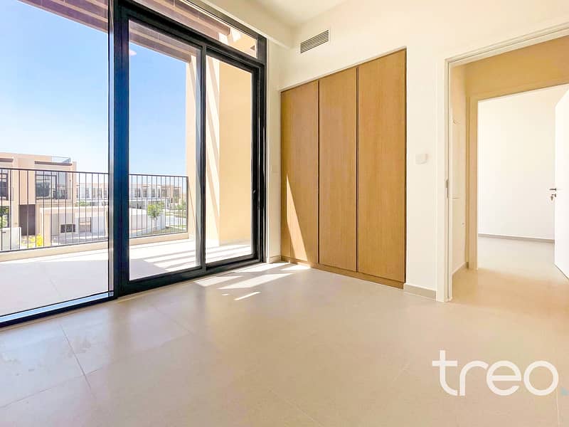 8 GREENVIEW 3 4 BED 5. jpg