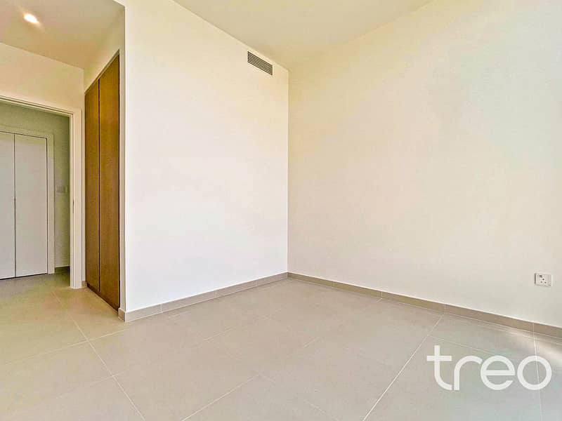 15 GREENVIEW 3 4 BED 11. jpg