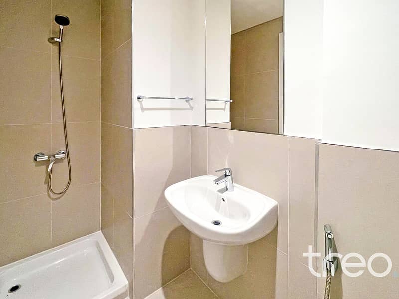 16 GREENVIEW 3 4 BED 12. jpg