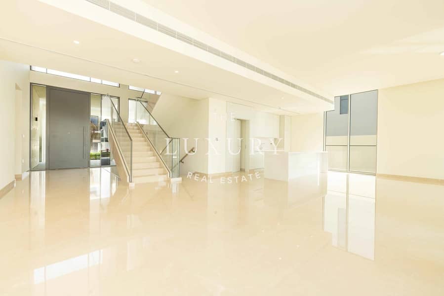 2 1C5A3682-Edit. jpg