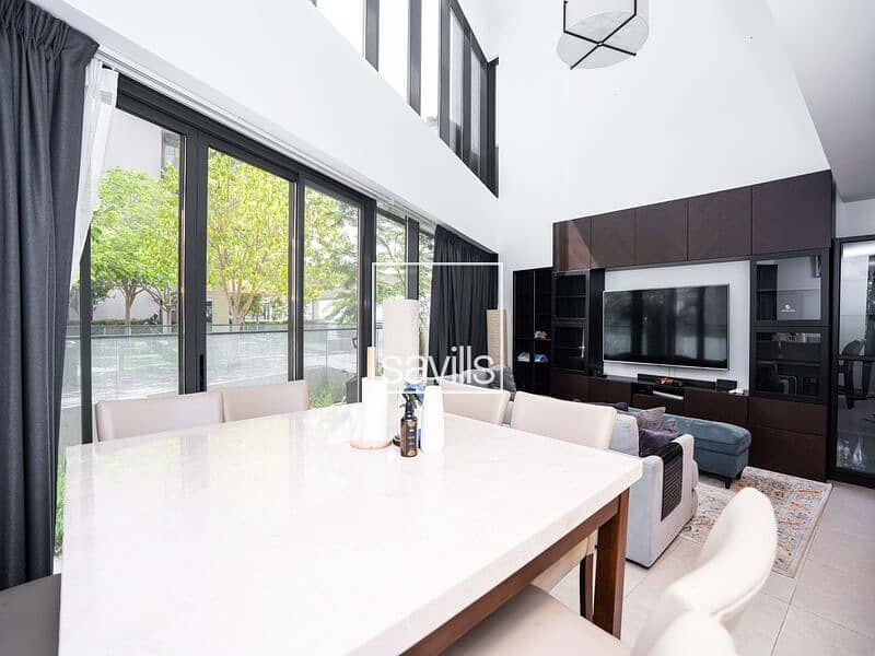 Квартира в Остров Садият,Сохо Сквер, 3 cпальни, 180000 AED - 15340603 Квартира в Остров Садият,Сохо Сквер, 3 cпальни, 180000 AED - 15340603
