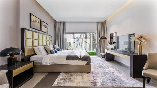 Studio for Rent in Business Bay, Dubai - Stylish | Vacant | Park And Pool View | Balcony
